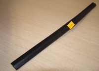 USZCZELKA DOLNA DRZWI 40CM